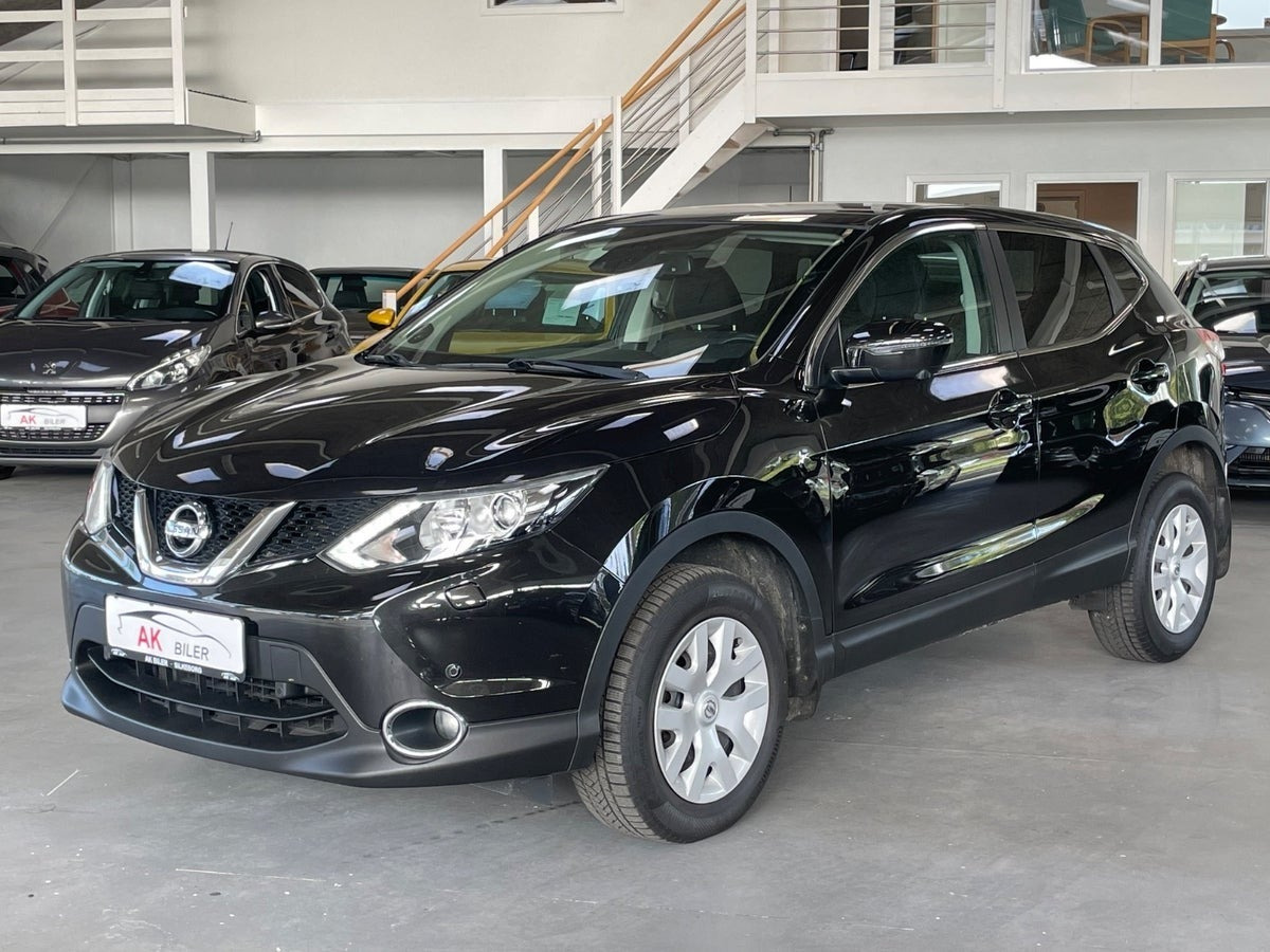 Sort Nissan Qashqai fra 2017