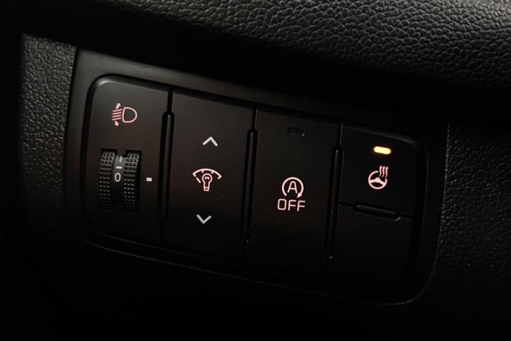 Grå Kia Ceed fra 2016