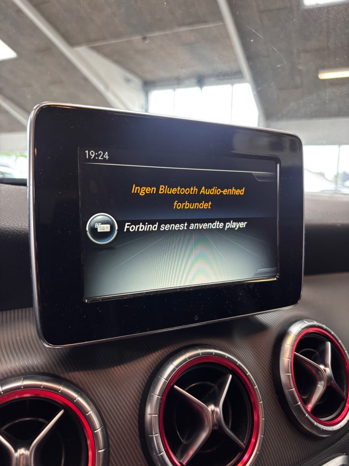 Sort Mercedes CLA220 fra 2015