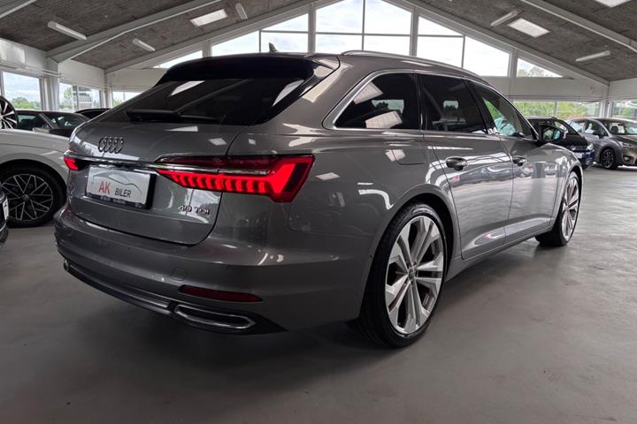 Grå Audi A6 fra 2020