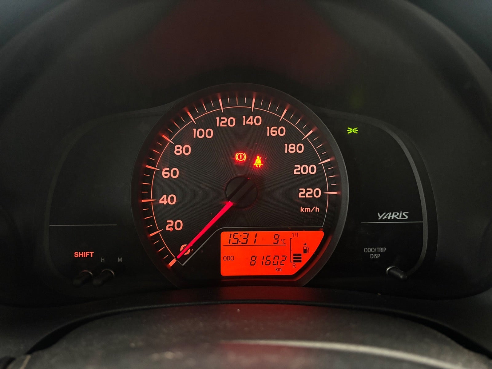 Hvid Toyota Yaris fra 2012