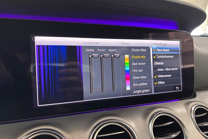 Sort Mercedes E220 d fra 2019
