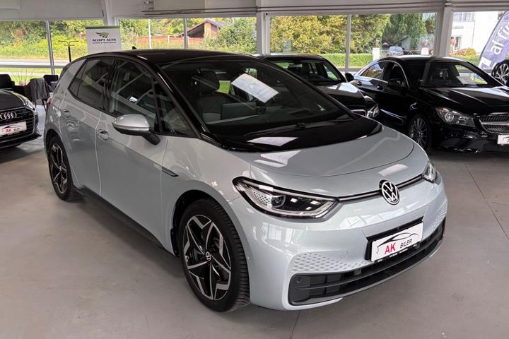 Blå VW ID.3 fra 2023