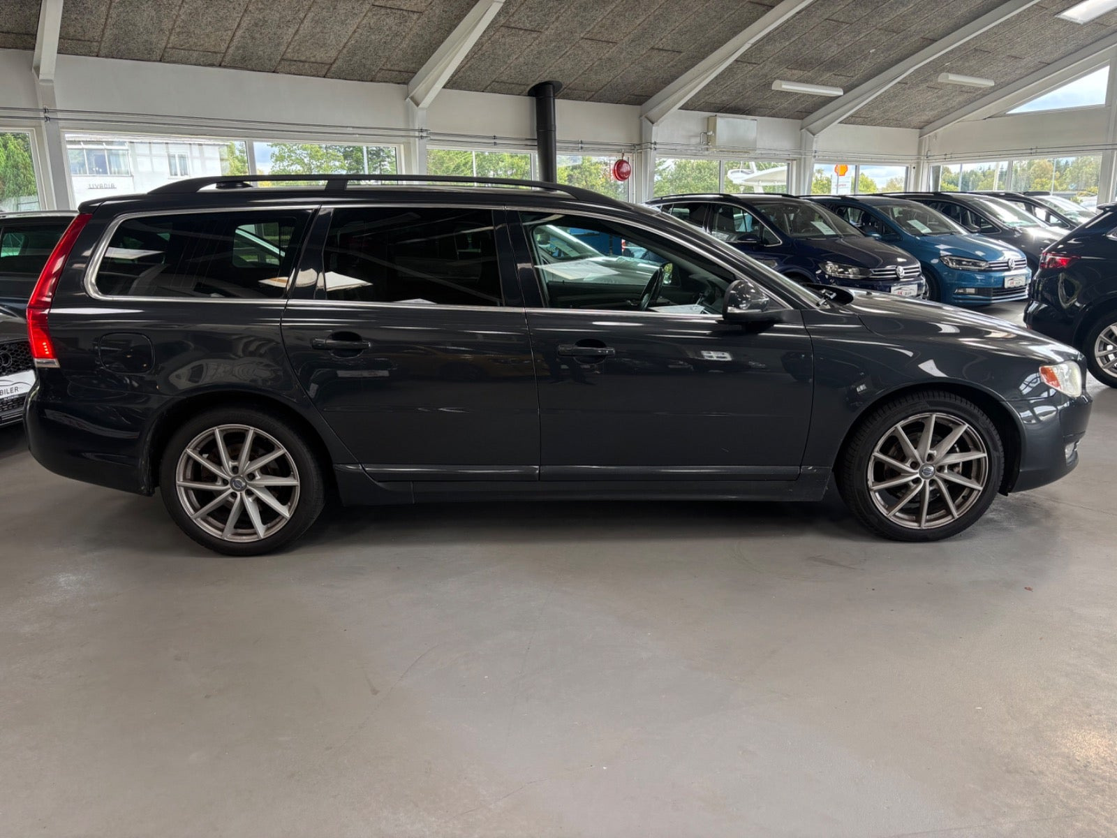 Sort Volvo V70 fra 2014