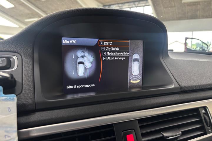 Sort Volvo V70 fra 2014