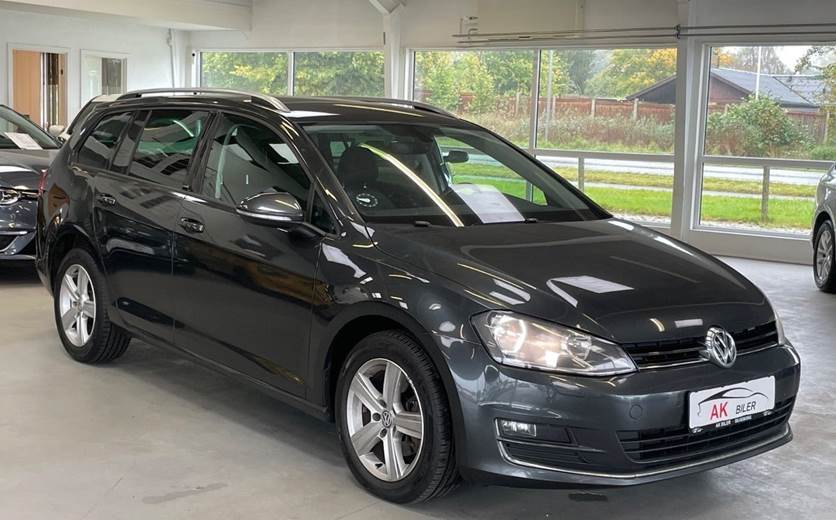 VW Golf VII 1,6 TDi 110 Allstar Variant DSG BM