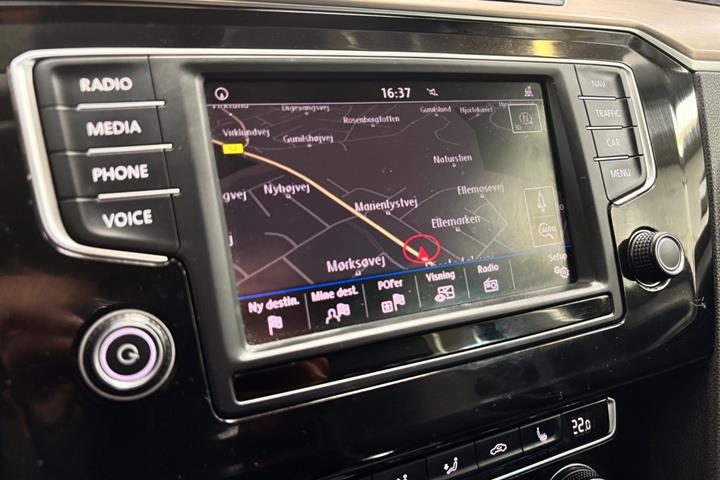 Sort VW Passat fra 2017