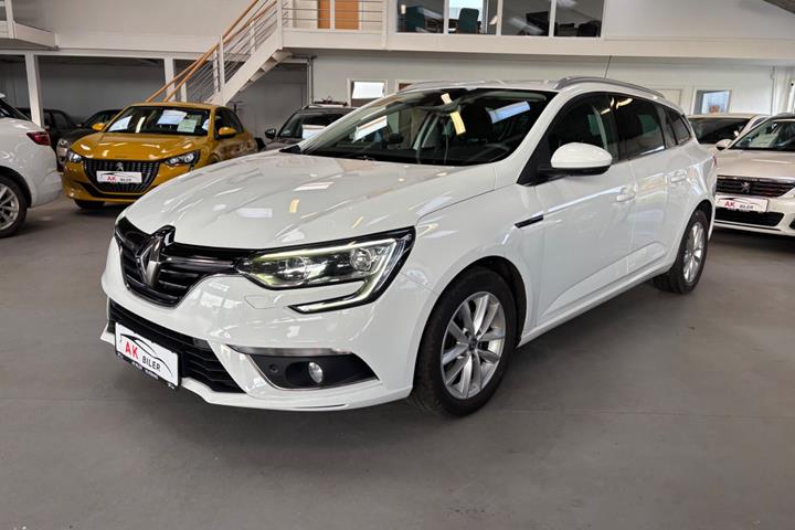 Hvid Renault Megane IV fra 2018