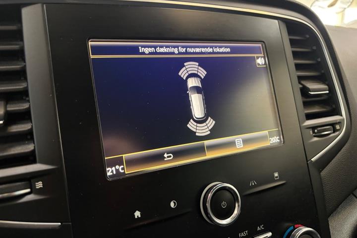Hvid Renault Megane IV fra 2018
