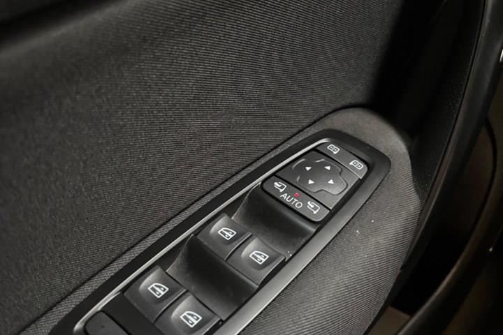 Hvid Renault Megane IV fra 2018