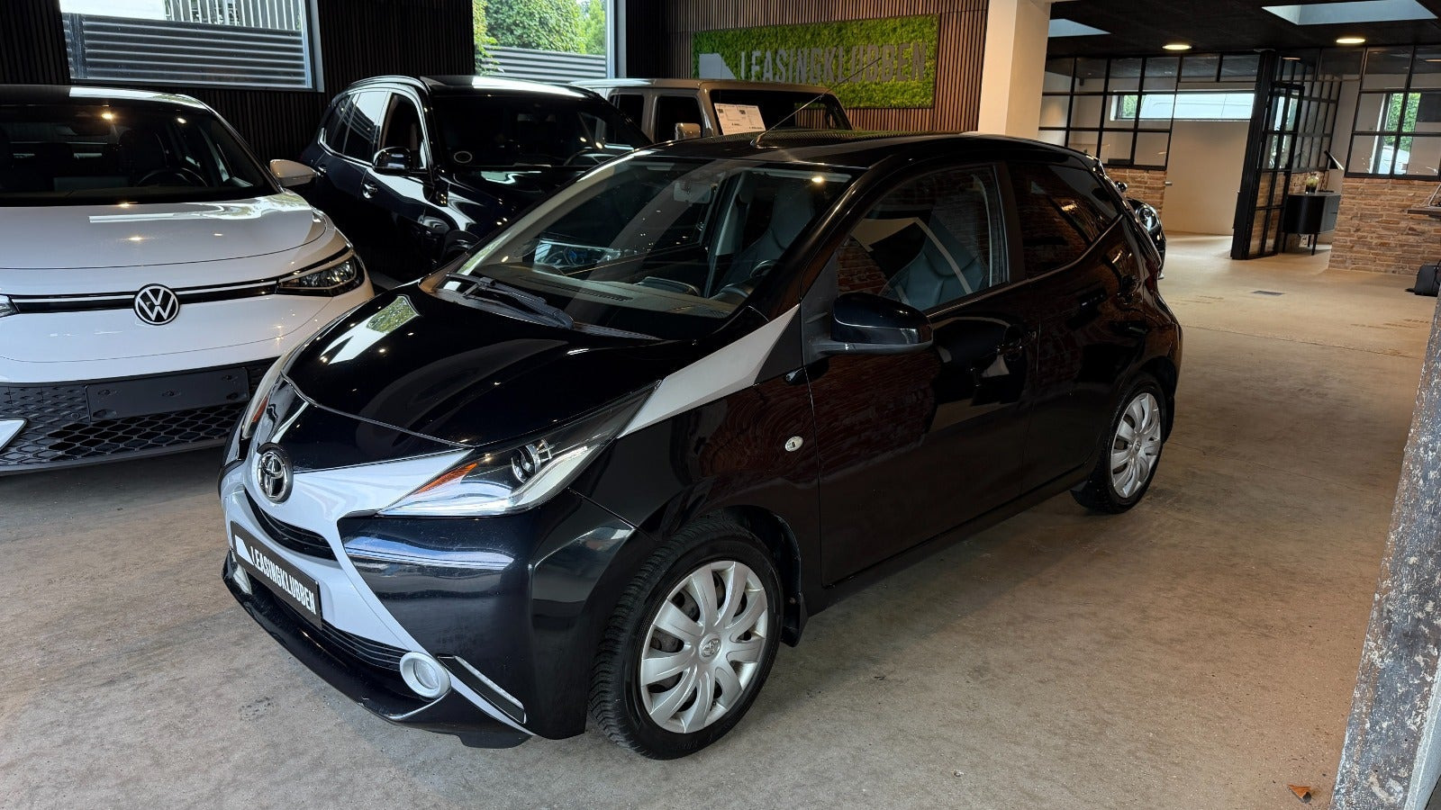 Toyota Aygo 1,0 VVT-i x-clusiv