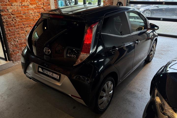 undefined Toyota Aygo fra 2015