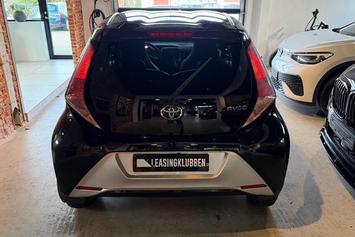 undefined Toyota Aygo fra 2015
