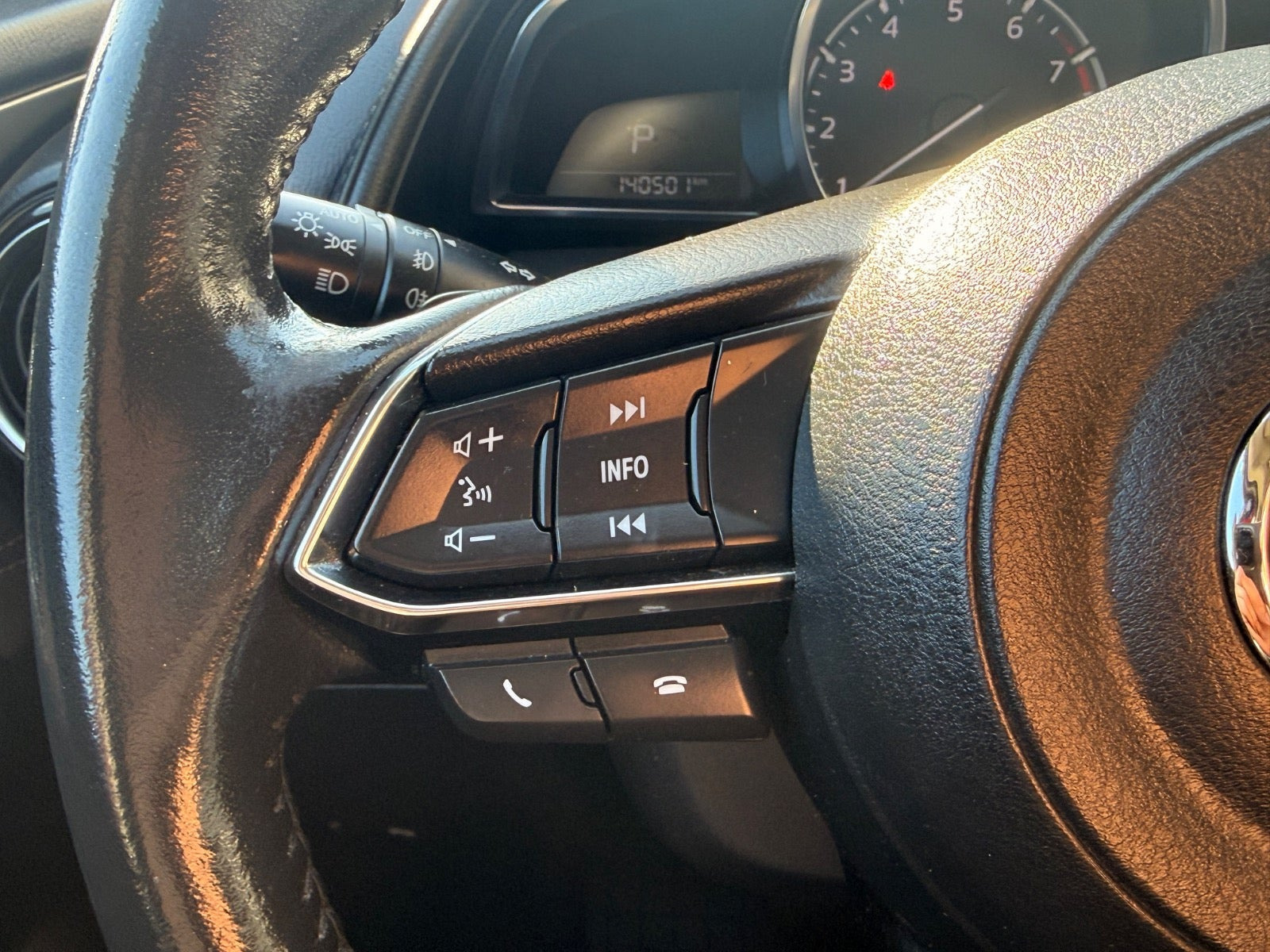 Rød Mazda CX-3 fra 2018