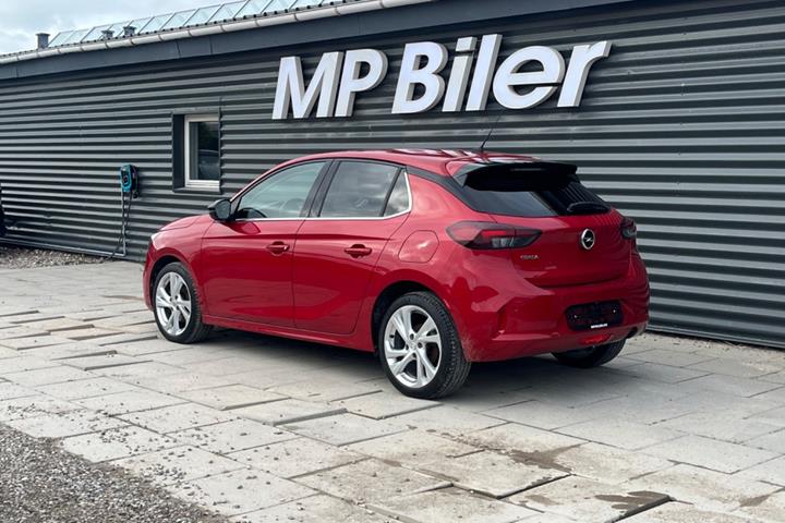 Rød Opel Corsa fra 2020