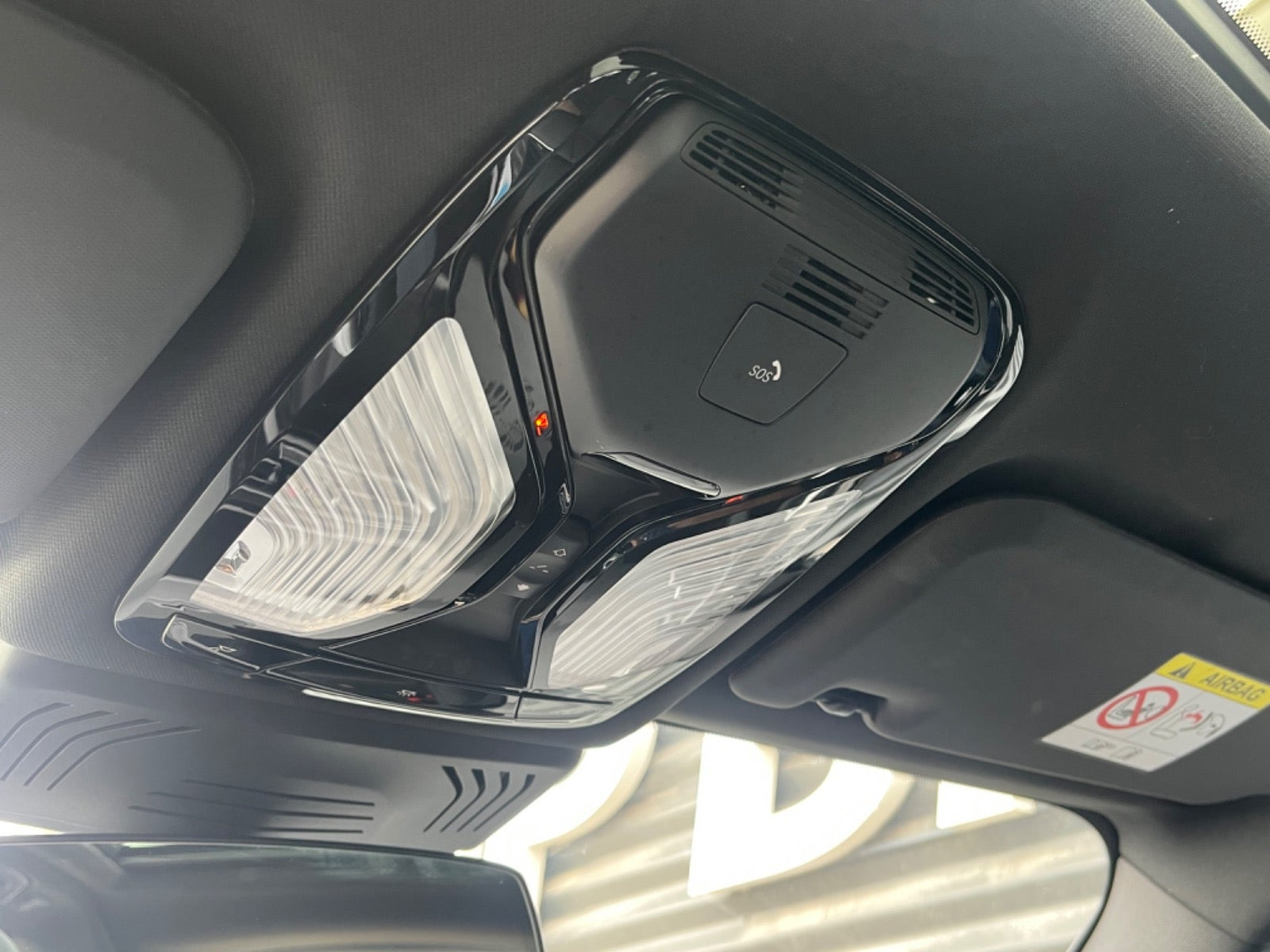 Sort BMW iX3 fra 2024