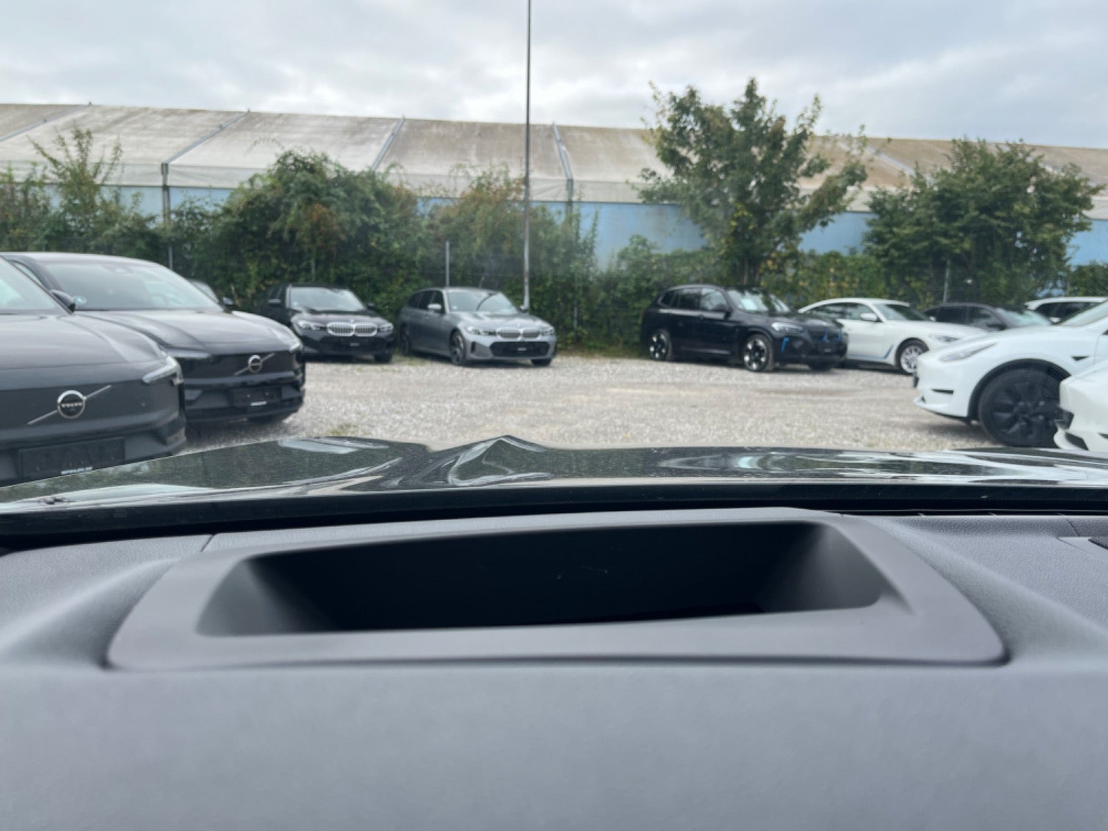 Sort BMW iX3 fra 2024