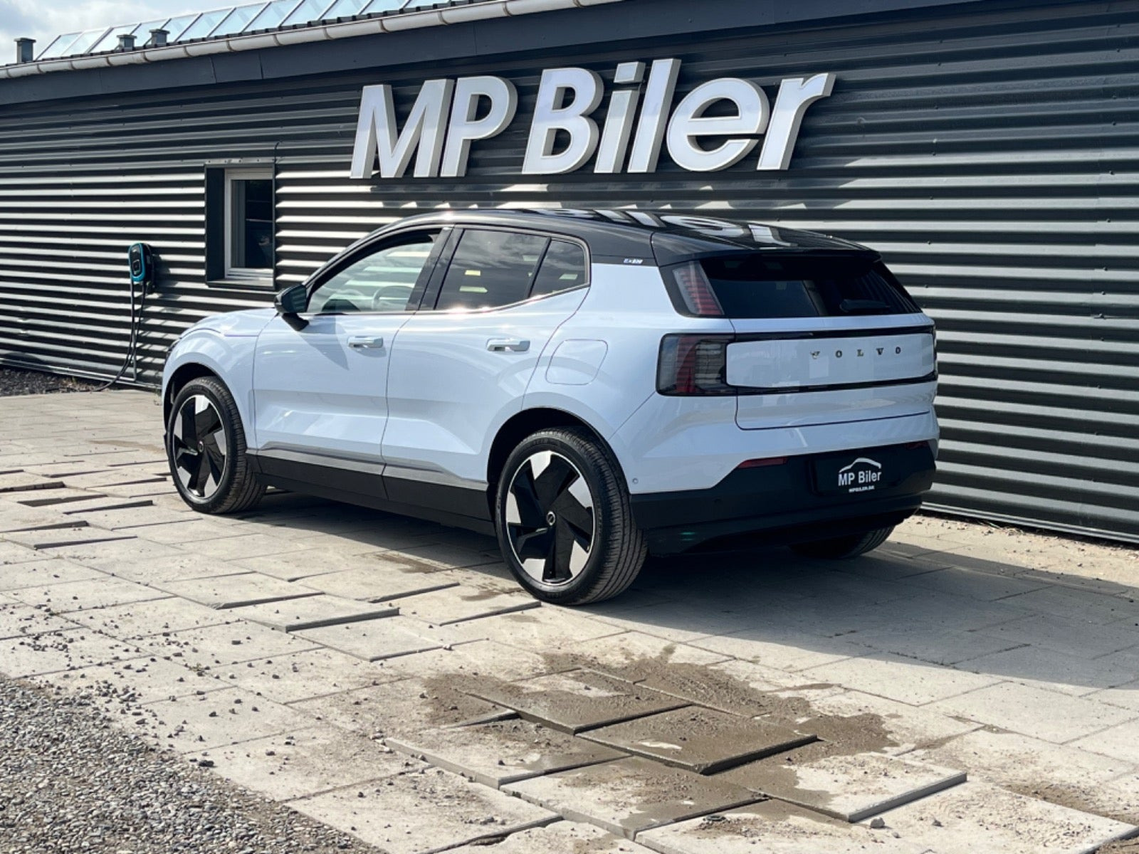 Blå Volvo EX30 fra 2025