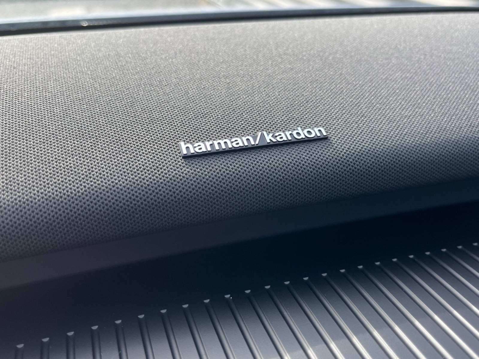Blå Volvo EX30 fra 2025