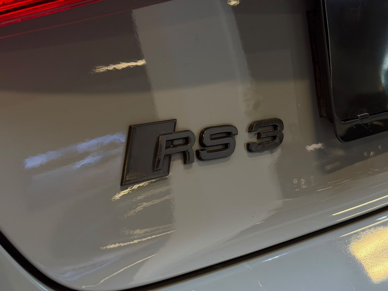 Grå Audi RS3 fra 2016