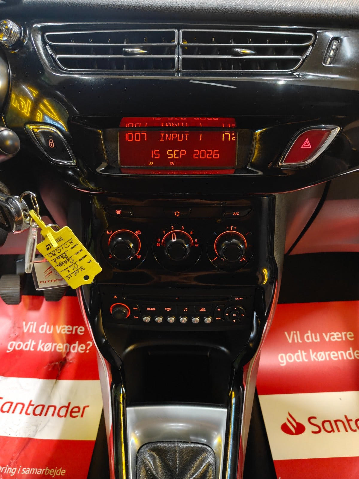 DS 3 1.2 VTi Manual, 82hp, 2015