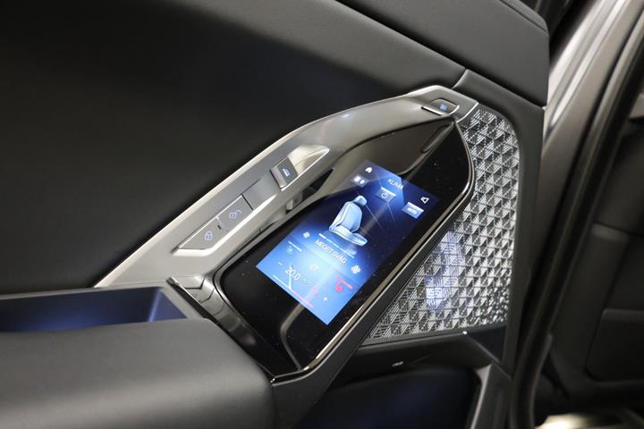 Sort BMW i7 fra 2023