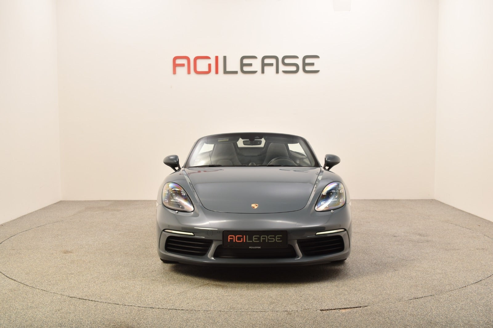 Blå Porsche 718 Boxster S fra 2017