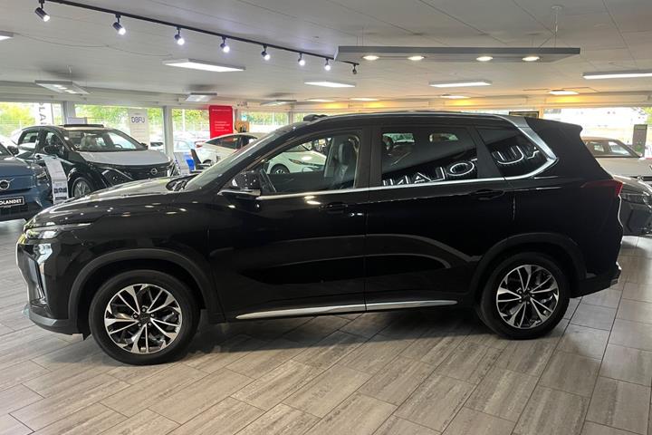 Sort Maxus Euniq6 fra 2022