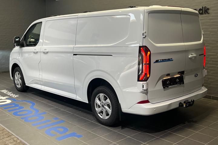 Hvid Ford E-Transit Custom 340 L2 fra 2026