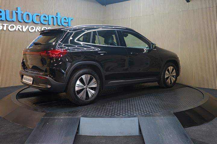 Sort Mercedes EQA250 fra 2025