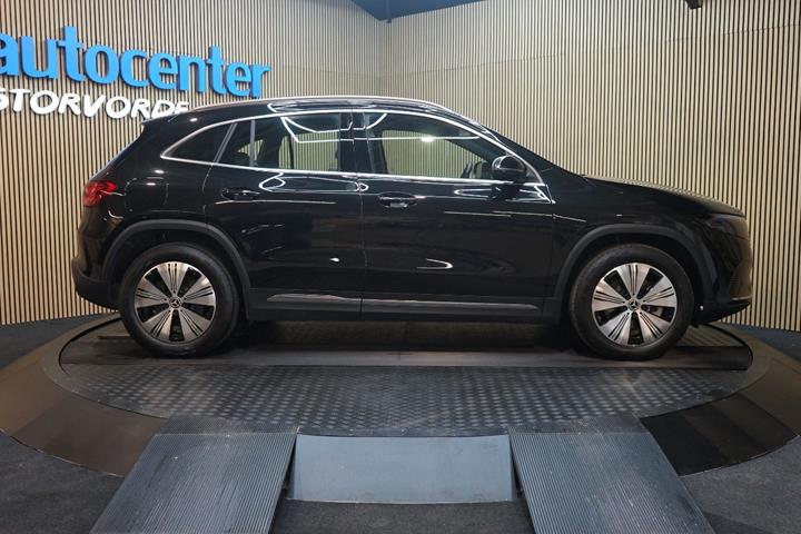 Sort Mercedes EQA250 fra 2025
