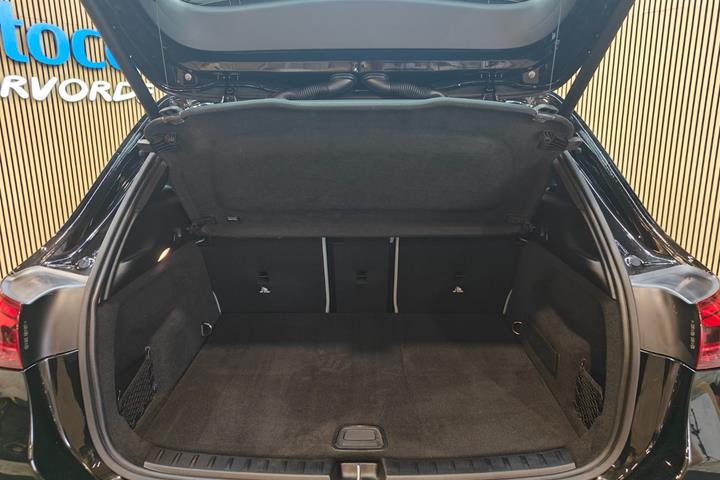 Sort Mercedes EQA250 fra 2025