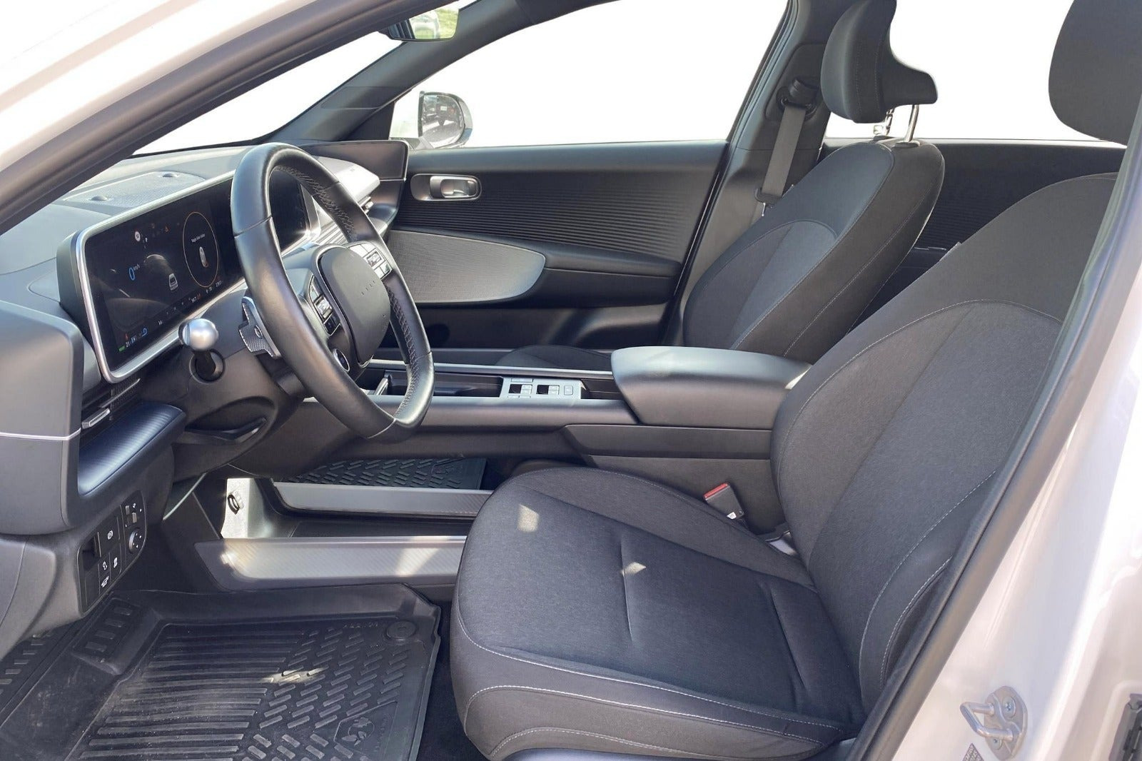 Hvid Hyundai Ioniq 6 fra 2024