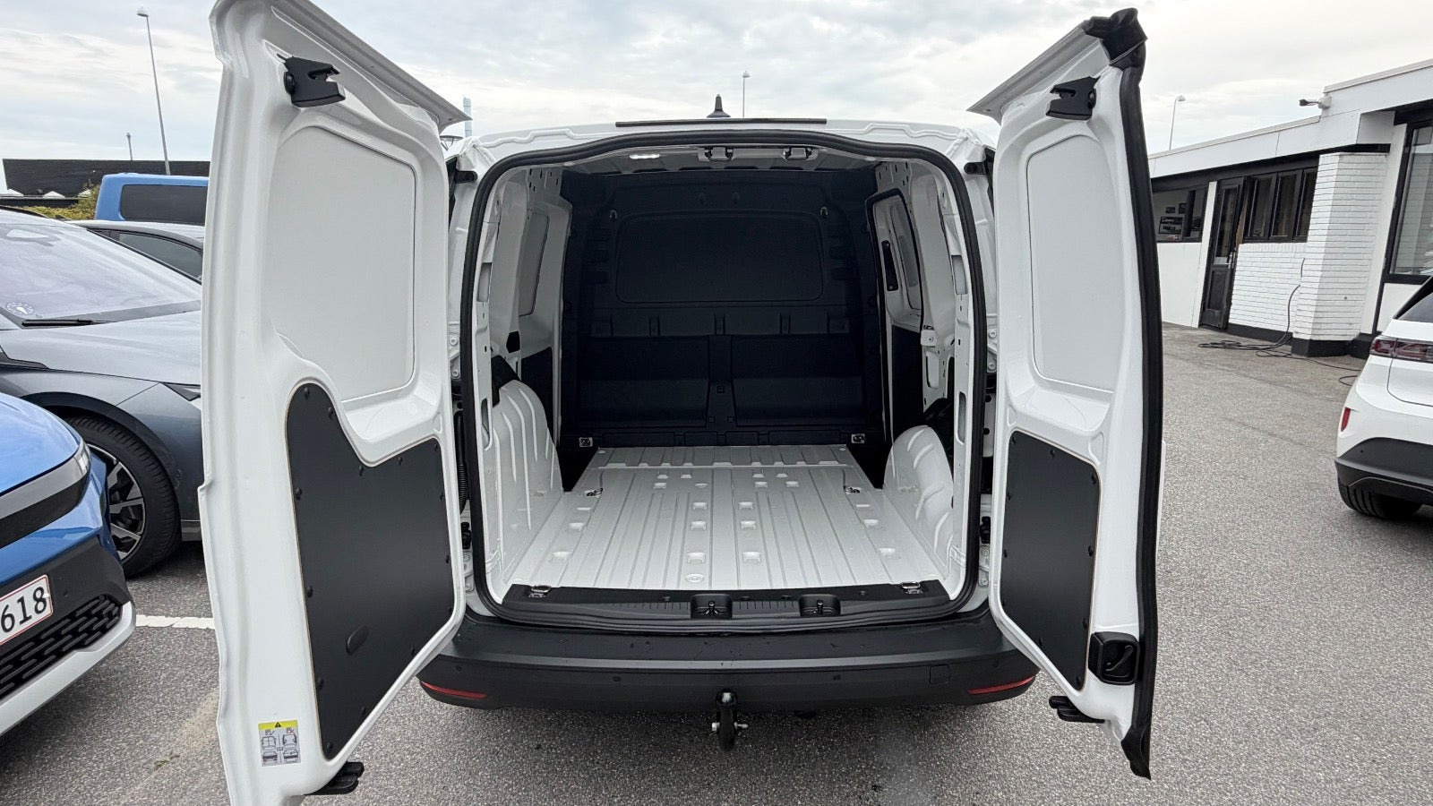 Gul VW Caddy fra 2026