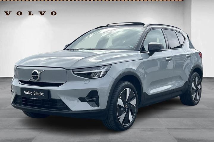Grå Volvo EX40 fra 2024