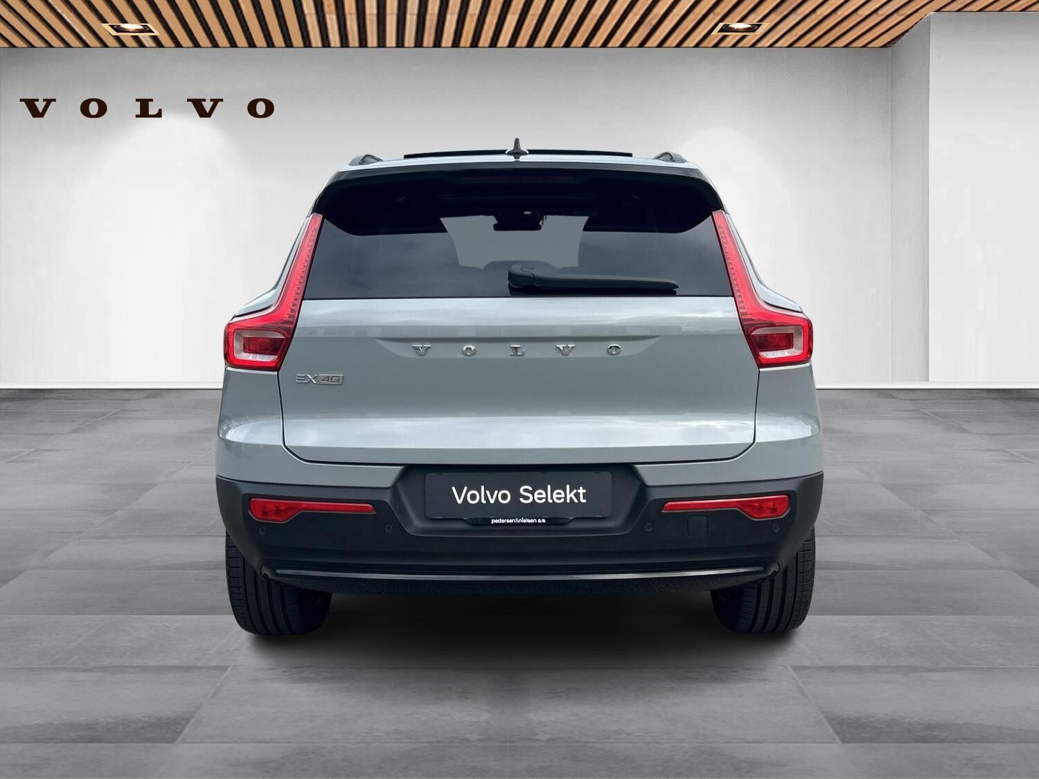 Grå Volvo EX40 fra 2024