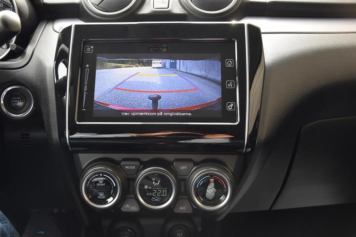 Rød Suzuki Swift fra 2021