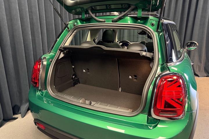 Grøn Mini Cooper fra 2023