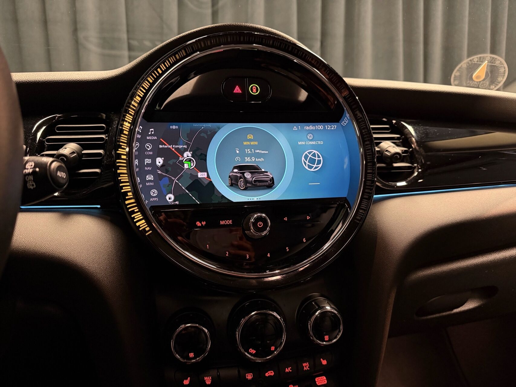 Grøn Mini Cooper fra 2023