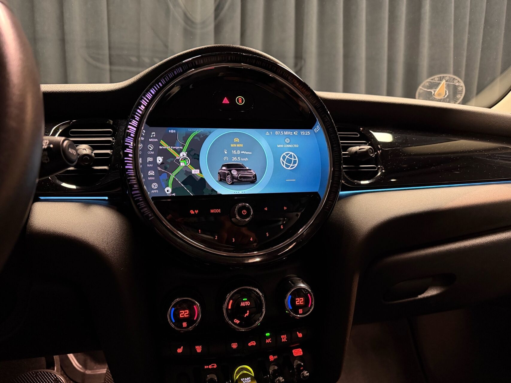 Grøn Mini Cooper fra 2023