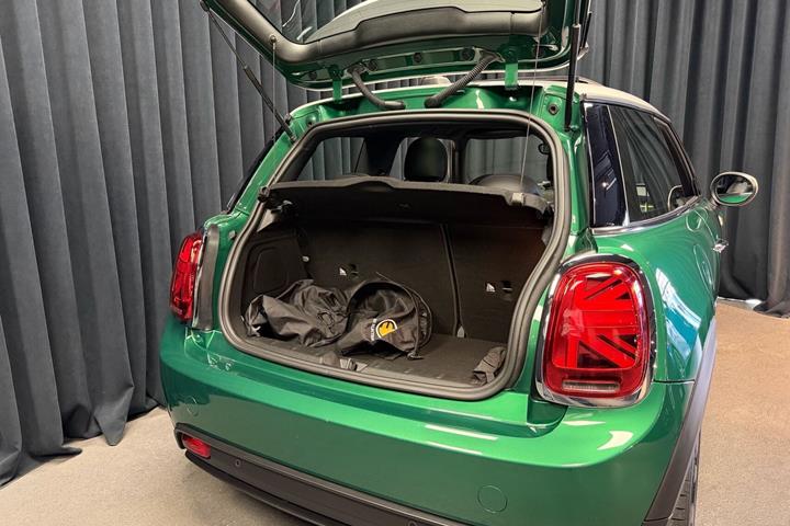 Grøn Mini Cooper fra 2020
