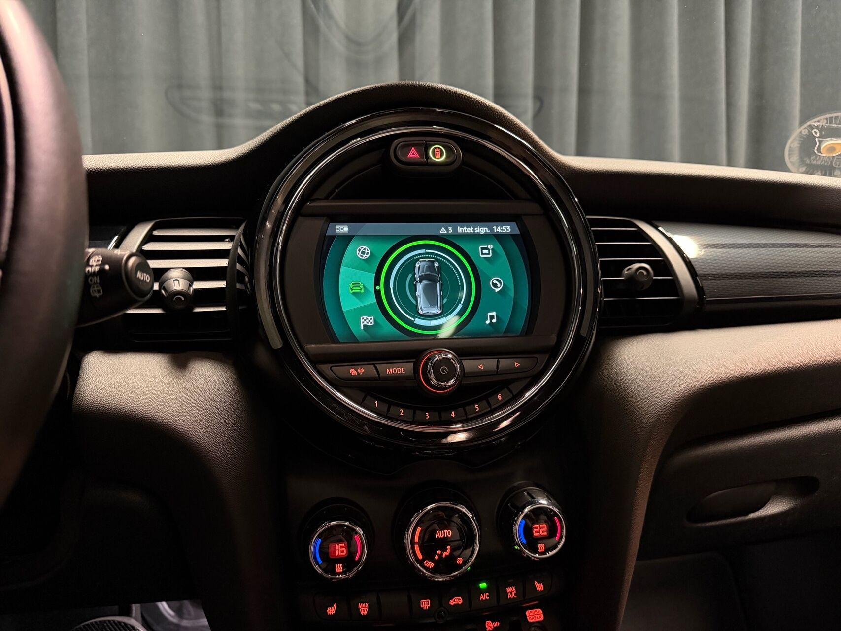 Grøn Mini Cooper fra 2020