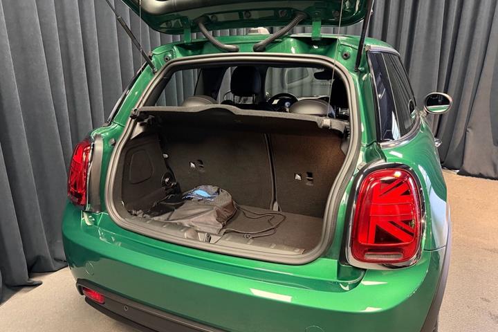 Grøn Mini Cooper fra 2020