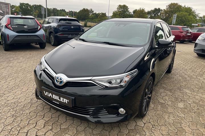 Sort Toyota Auris fra 2017