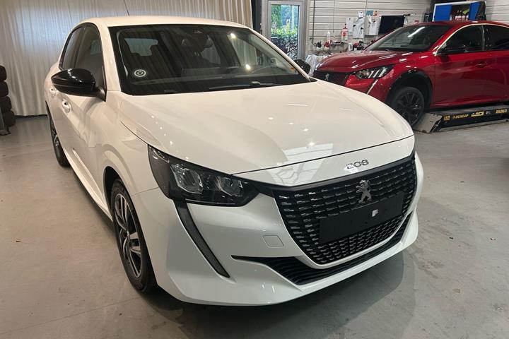 Hvid Peugeot 208 fra 2023