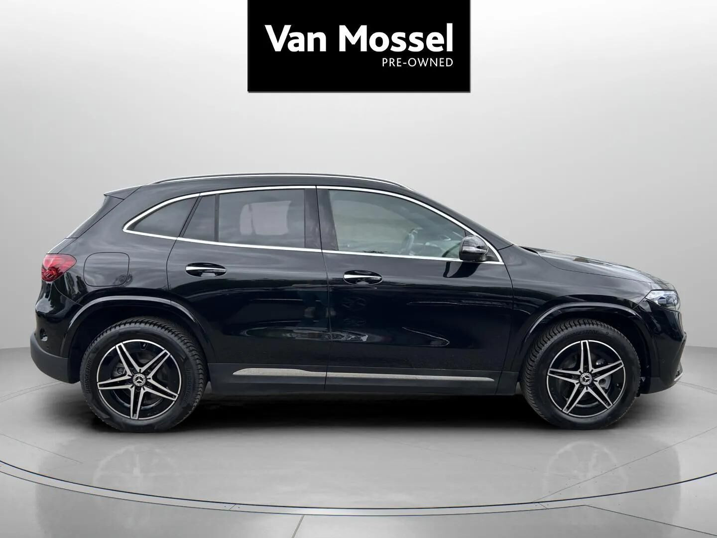 Sort Mercedes EQA250+ fra 2025