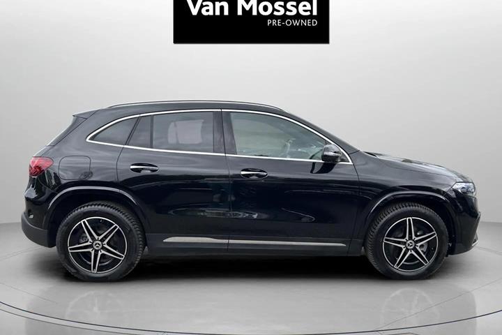 Sort Mercedes EQA250+ fra 2025
