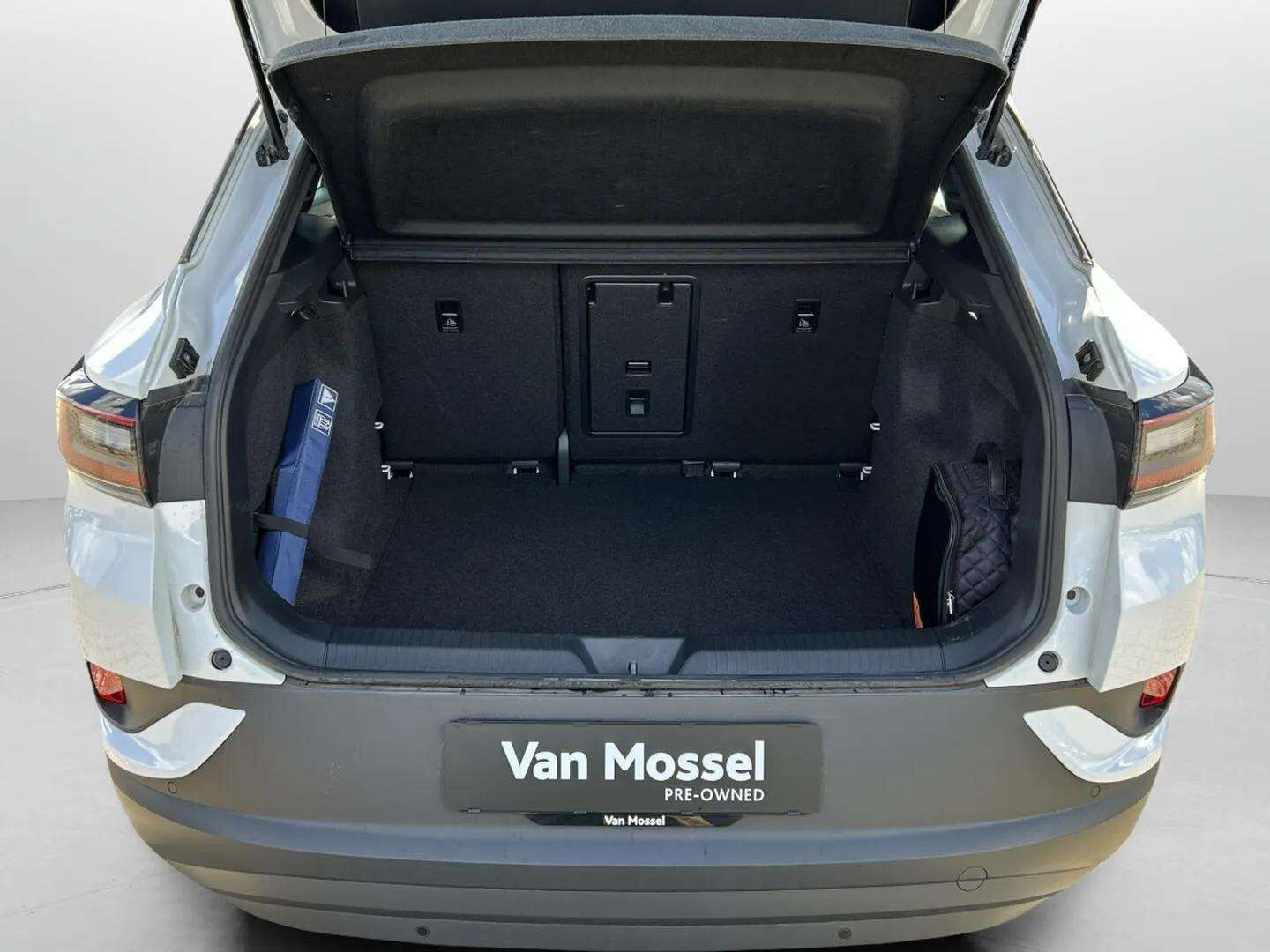 Hvid VW ID.4 fra 2023
