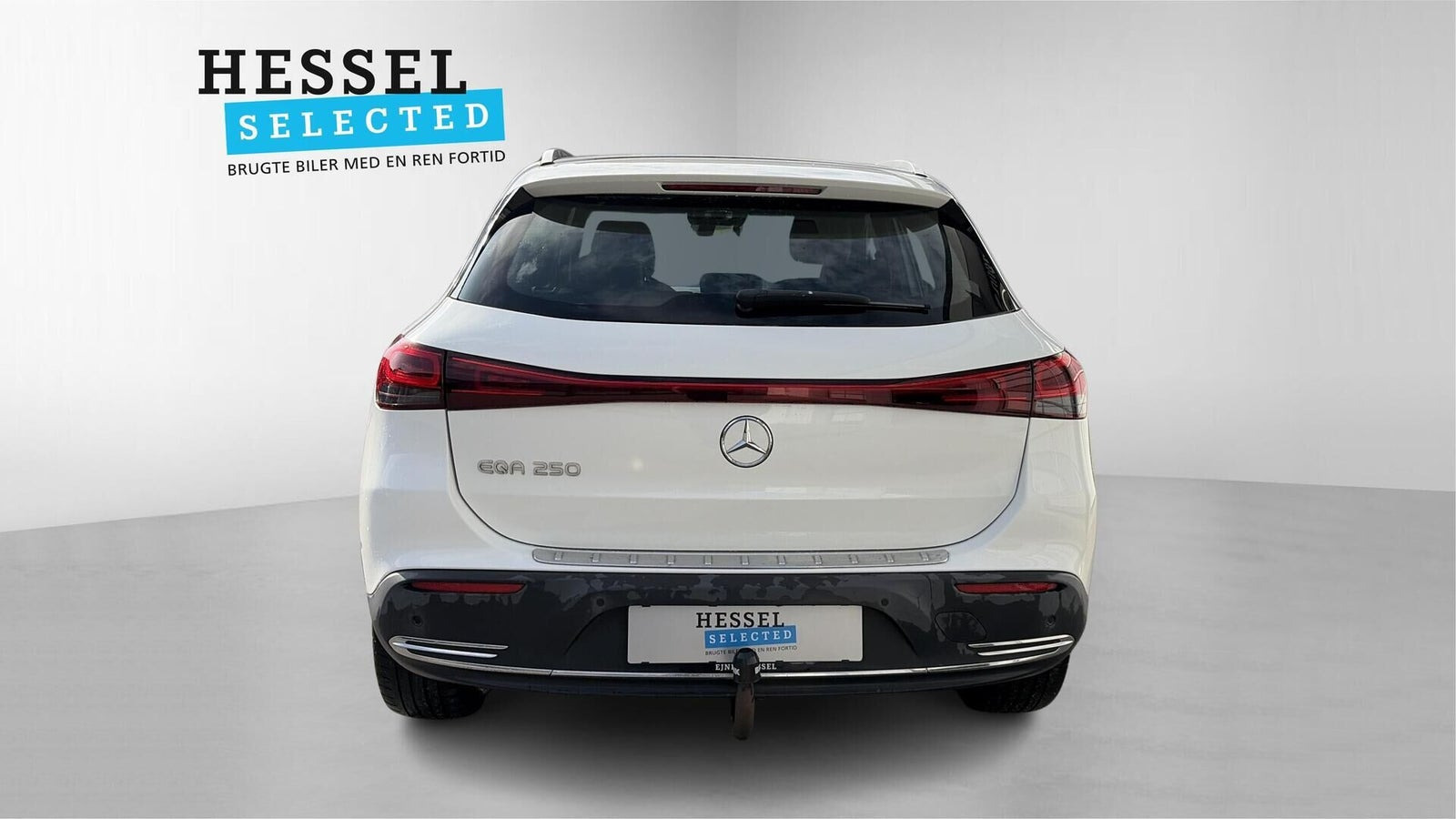 Hvid Mercedes EQA250 fra 2021