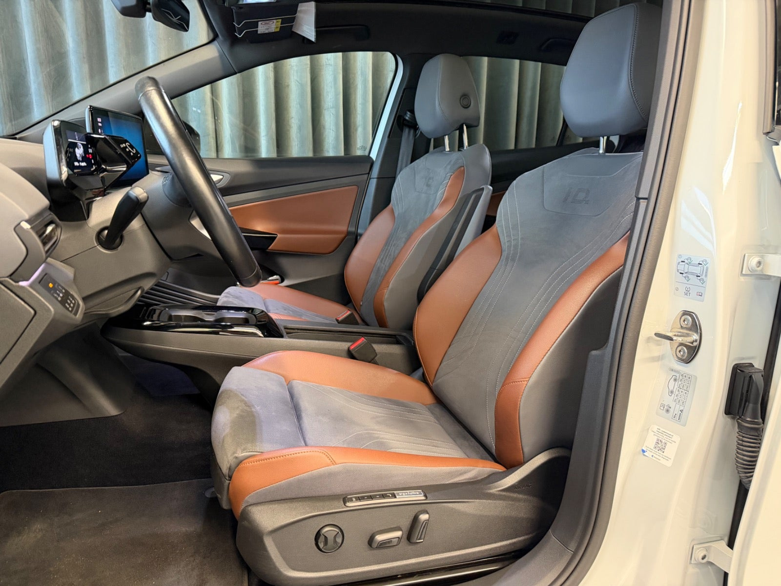 Hvid VW ID.4 fra 2021